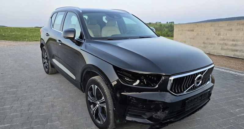 Volvo XC 40 cena 108700 przebieg: 62000, rok produkcji 2021 z Jordanów małe 562